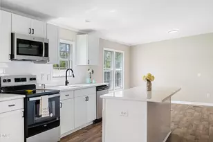 2048 Towncrier Dr, Kinston, NC 28504 - Photo 15