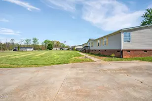 1064 Calico Farm Ct, Cleveland, NC 27013 - Photo 3