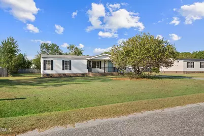 5105 Belinda Lane, Parkton, NC 28371 - Photo 3