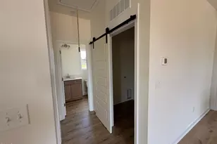 88 W Coulter Ct, Selma, NC 27576 - Photo 5