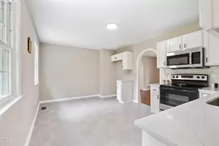 6605 Abbey Ln, Fayetteville, NC 28311 - Photo 15