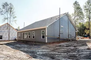 225 Telluride Ct, Aberdeen, NC 28315 - Photo 5