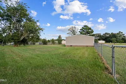 5093 Belinda Lane, Parkton, NC 28371 - Photo 23