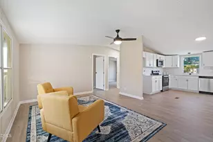 5093 Belinda Ln, Parkton, NC 28371 - Photo 9