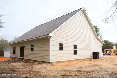 229 Telluride Court, Aberdeen, NC 28315 - Photo 5