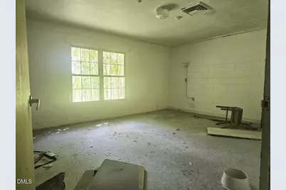 310 N Dr M L King Jr Avenue, Enfield, NC 27823 - Photo 7
