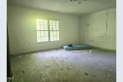 310 N Dr M L King Jr Avenue, Enfield, NC 27823 - Photo 9
