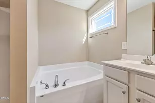 235 Highcroft Cir, Benson, NC 27504 - Photo 9