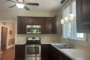 405 Sunset Ave, Clinton, NC 28328 - Photo 5