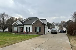 1805 S Main St, Graham, NC 27253 - Photo 3