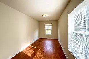 2422 Quarry Ridge Ln, Raleigh, NC 27610 - Photo 9