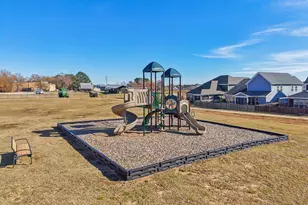 91 Commons Cir, Clayton, NC 27520 - Photo 45