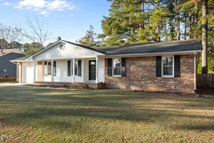 6982 Melbourne Dr, Fayetteville, NC 28314 - Photo 3