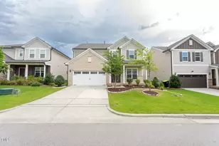 553 Duggins Pt, Apex, NC 27523 - Photo 3