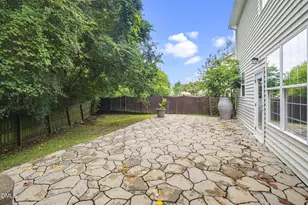 151 Stobhill Ln, Holly Springs, NC 27540 - Photo 11