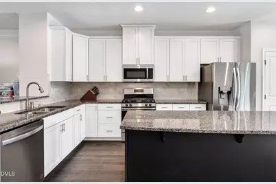 2007 Ackerman Hill Drive, Apex, NC 27502 - Photo 3