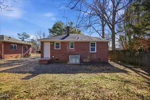 504 Jackson Ln, Kinston, NC 28501 - Photo 5