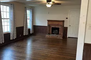 411 W J St, Erwin, NC 28339 - Photo 9