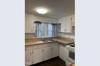 411 W J Street, Erwin, NC 28339 - Photo 7