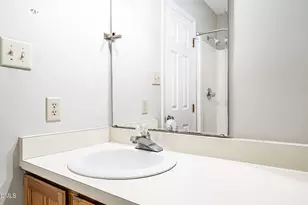 6205 Waterside Ln, Raleigh, NC 27613 - Photo 31