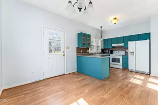 6205 Waterside Ln, Raleigh, NC 27613 - Photo 17