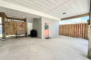 511 Carolina Beach Ave N, Carolina Beach, NC 28428 - Photo 5