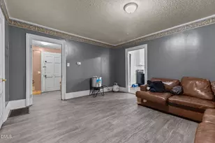 300 Devane St, Clinton, NC 28328 - Photo 23