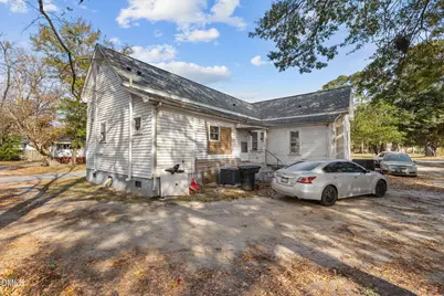 300 Devane Street, Clinton, NC 28328 - Photo 33