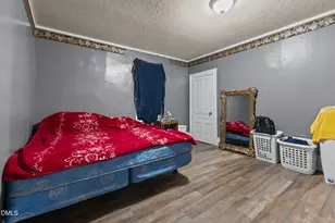 300 Devane St, Clinton, NC 28328 - Photo 31