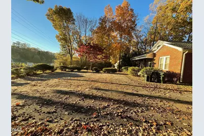 2012 Chapel Hill Road, Burlington, NC 27215 - Photo 3