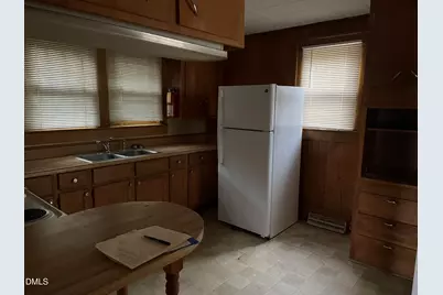 2012 Chapel Hill Road, Burlington, NC 27215 - Photo 7