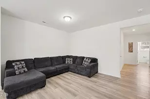 152 Channel Drop Dr, Clayton, NC 27520 - Photo 7