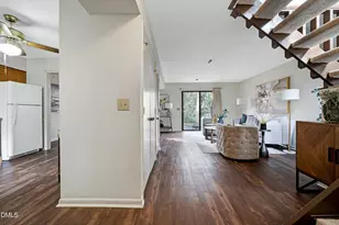 3905 Wendy Ln, Raleigh, NC 27606 - Photo 11