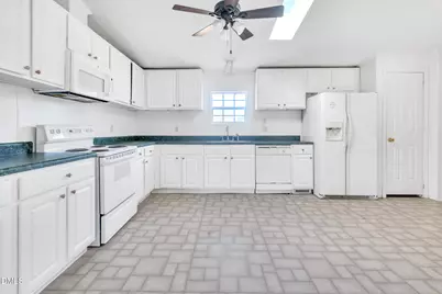 6601 Clearwater Drive, Oxford, NC 27565 - Photo 7