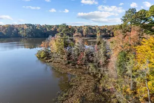 2441 Campus Shore Dr, Raleigh, NC 27606 - Photo 15