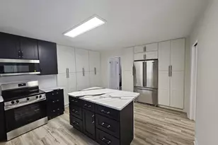 711 Kildaire Farm Rd, Cary, NC 27511 - Photo 15