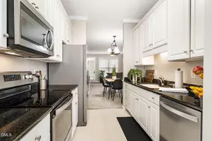 18 Scottish Ln, Durham, NC 27707 - Photo 9