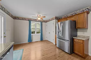 216 Bentwood Ln, Clayton, NC 27520 - Photo 7