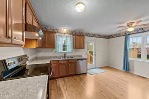 216 Bentwood Ln, Clayton, NC 27520 - Photo 11