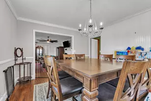 302 S Pine St, Benson, NC 27504 - Photo 11