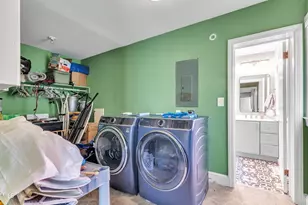 302 S Pine St, Benson, NC 27504 - Photo 31