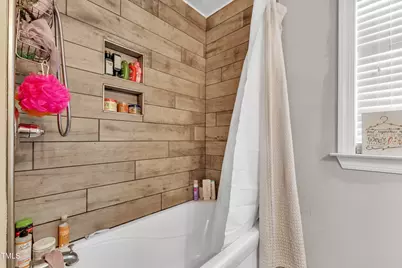 302 S Pine Street, Benson, NC 27504 - Photo 27