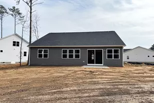 290 Golfview Ave, Benson, NC 27504 - Photo 3