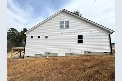 280 Golfview Avenue, Benson, NC 27504 - Photo 3