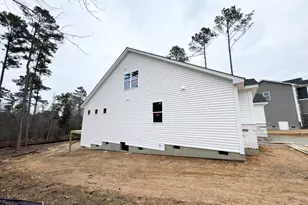 280 Golfview Ave, Benson, NC 27504 - Photo 3