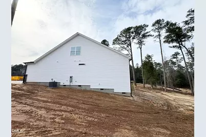 280 Golfview Avenue, Benson, NC 27504 - Photo 5