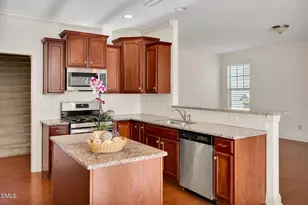 807 Hesler Ct, Cary, NC 27519 - Photo 11