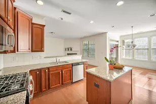 807 Hesler Ct, Cary, NC 27519 - Photo 7