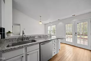 108 Carrousel Ln, Cary, NC 27513 - Photo 17