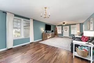 205 W South St, Fremont, NC 27830 - Photo 5